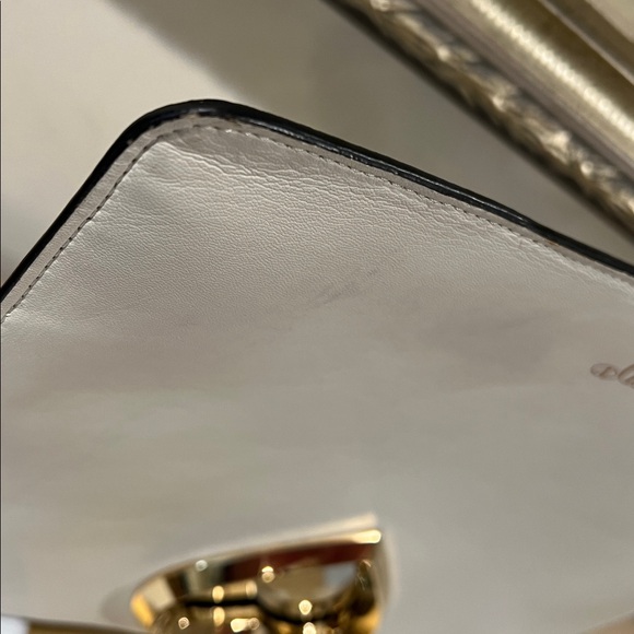 RED Valentino White Leather Heart Crossbody Bag - Picture 7 of 13